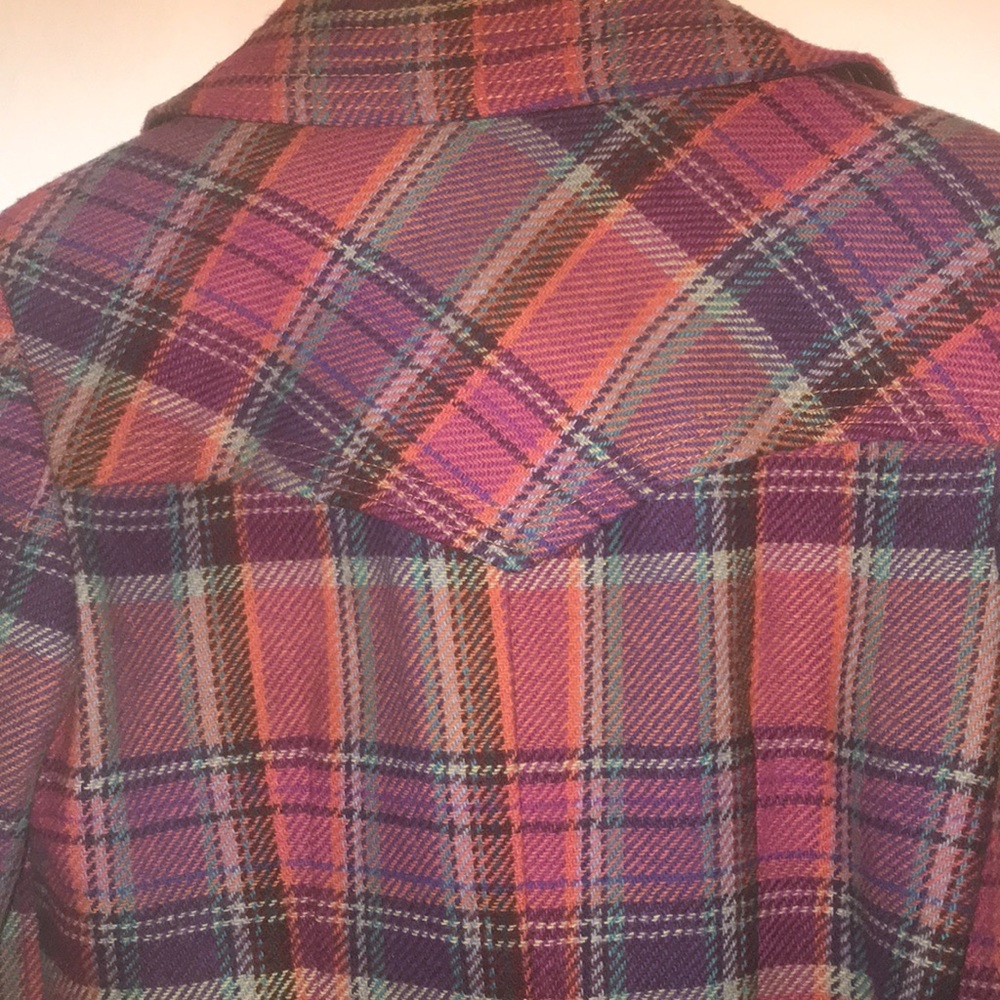 Coat - Picture 6 of 7